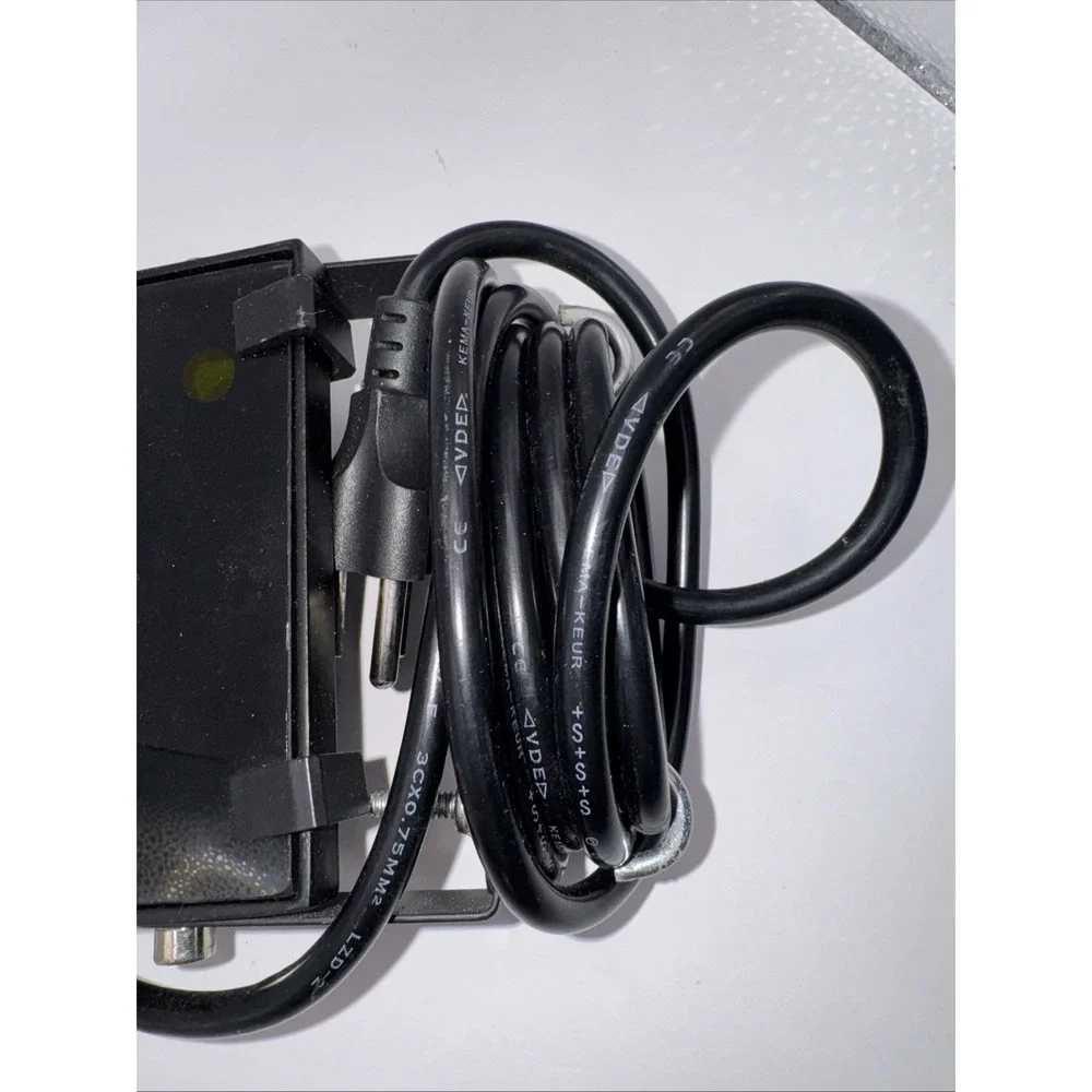 15 W Flood Light Ip66 multicolor. Excellent